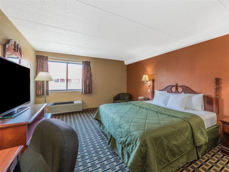 Days Inn By Wyndham Hurstbourne Louisville Kültér fotó