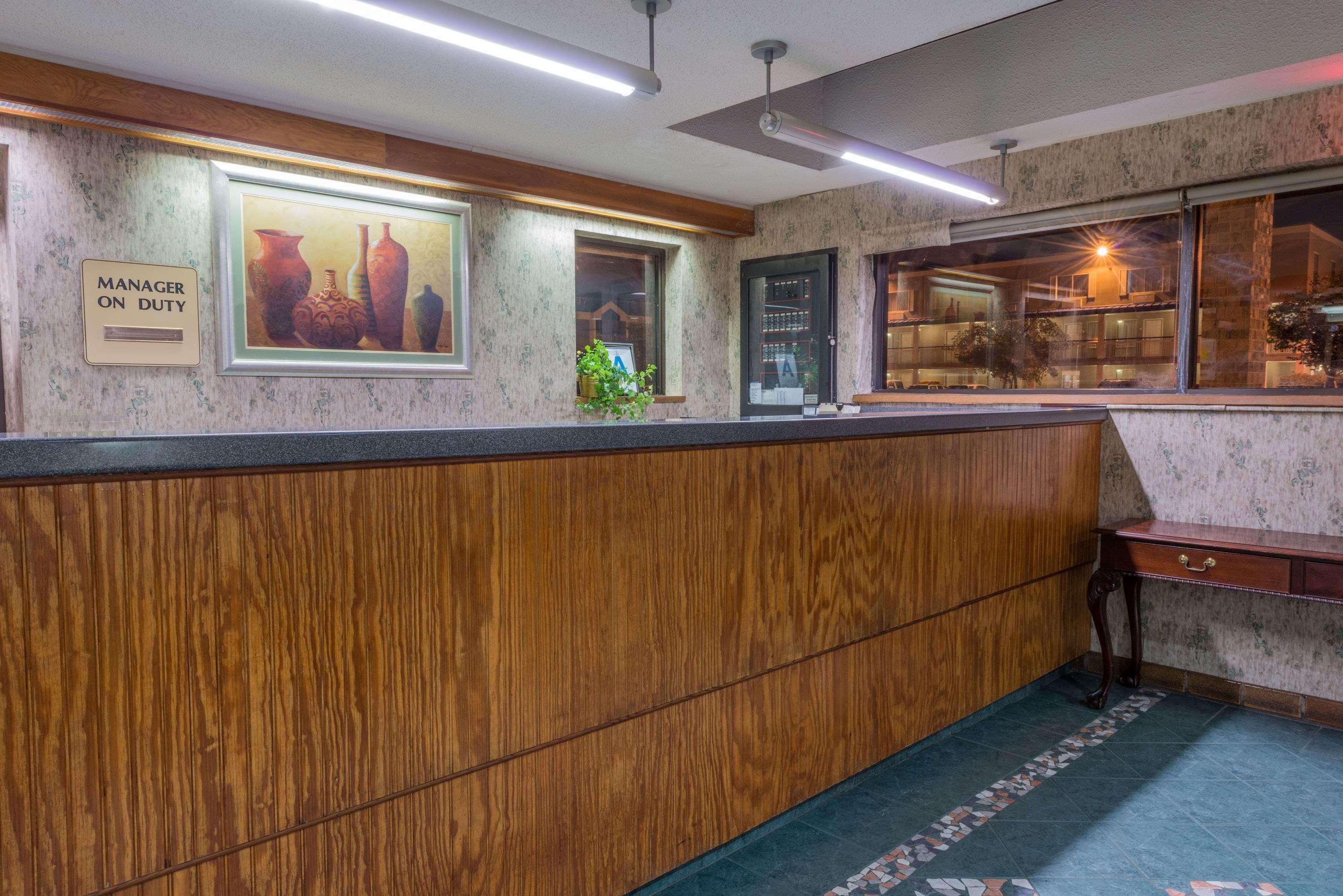 Days Inn By Wyndham Hurstbourne Louisville Kültér fotó